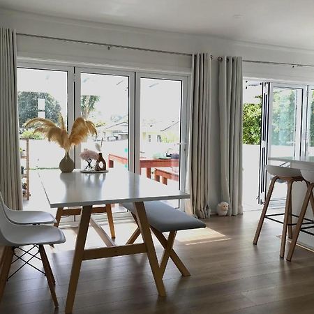 Bright & Comfy Stay In Newly Renovated Home With Parking Auckland Extérieur photo