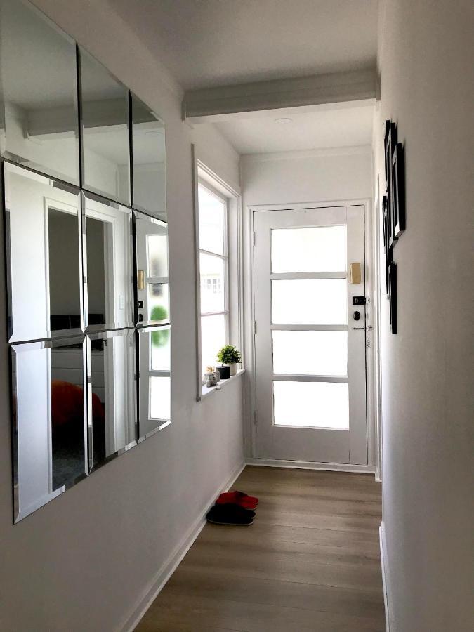 Bright & Comfy Stay In Newly Renovated Home With Parking Auckland Extérieur photo