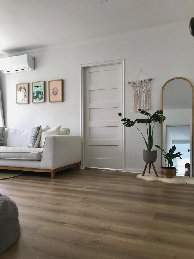 Bright & Comfy Stay In Newly Renovated Home With Parking Auckland Extérieur photo
